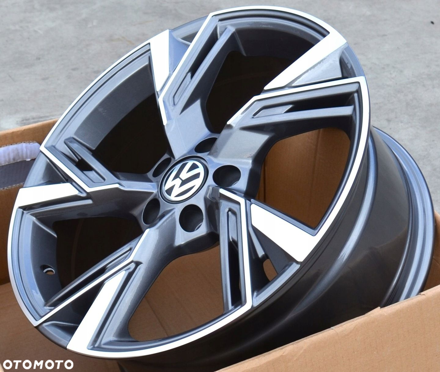 FELGI 18" 5X112 VW ARTEON GOLF VIII PASSAT B7 B8 SCIROCCO TIGUAN - NOWE - 4