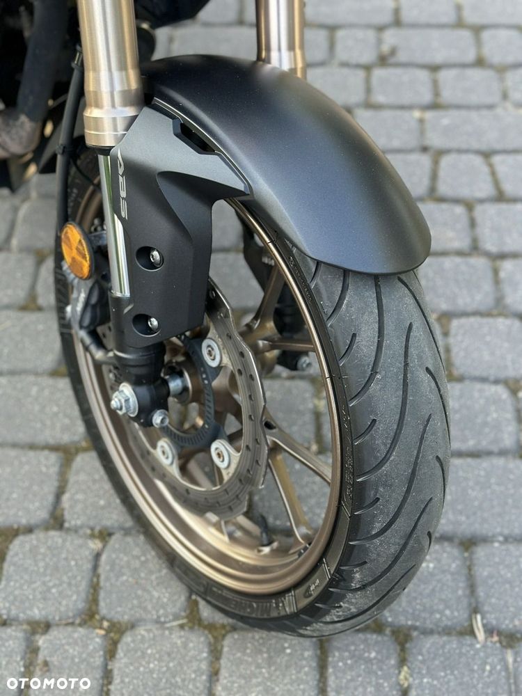 Honda CB - 10
