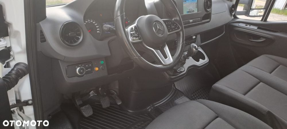 Mercedes-Benz SPRINTER - 9