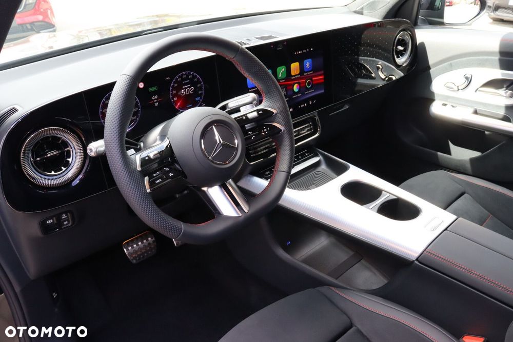 Mercedes-Benz GLB - 9