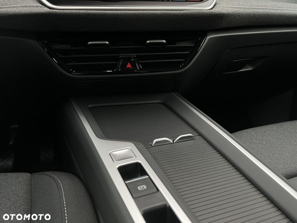 Volkswagen Passat - 37