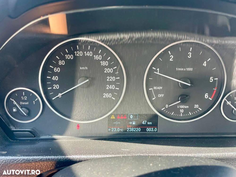 BMW Seria 3 318d DPF Edition Lifestyle - 12