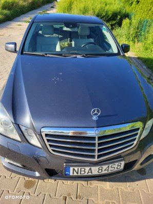 Mercedes-Benz Klasa E 220 CDI DPF BlueEFFICIENCY Automatik Avantgarde - 10