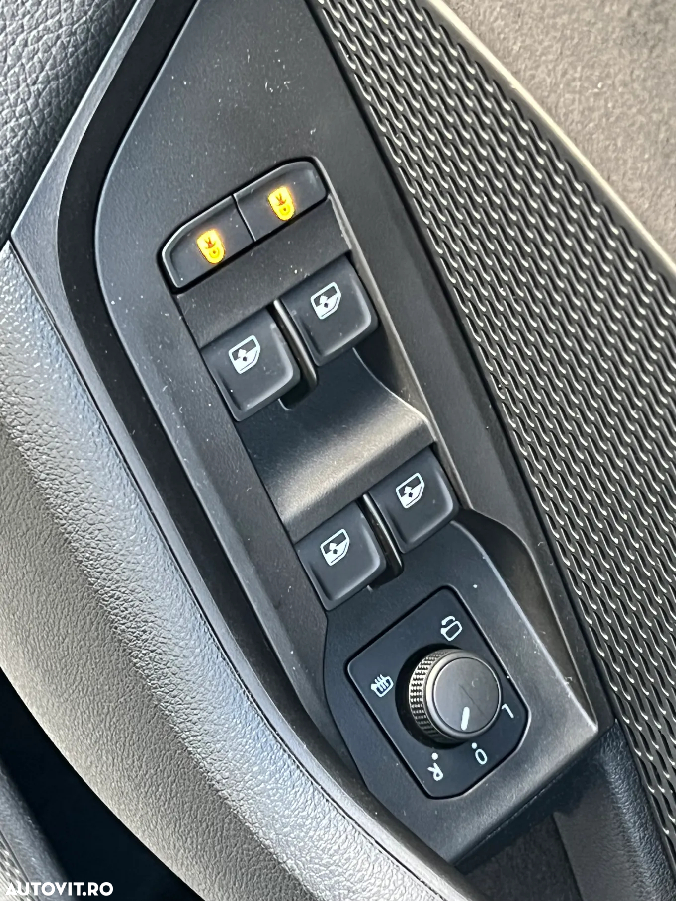 Skoda Octavia 2.0 TSI DSG RS - 6