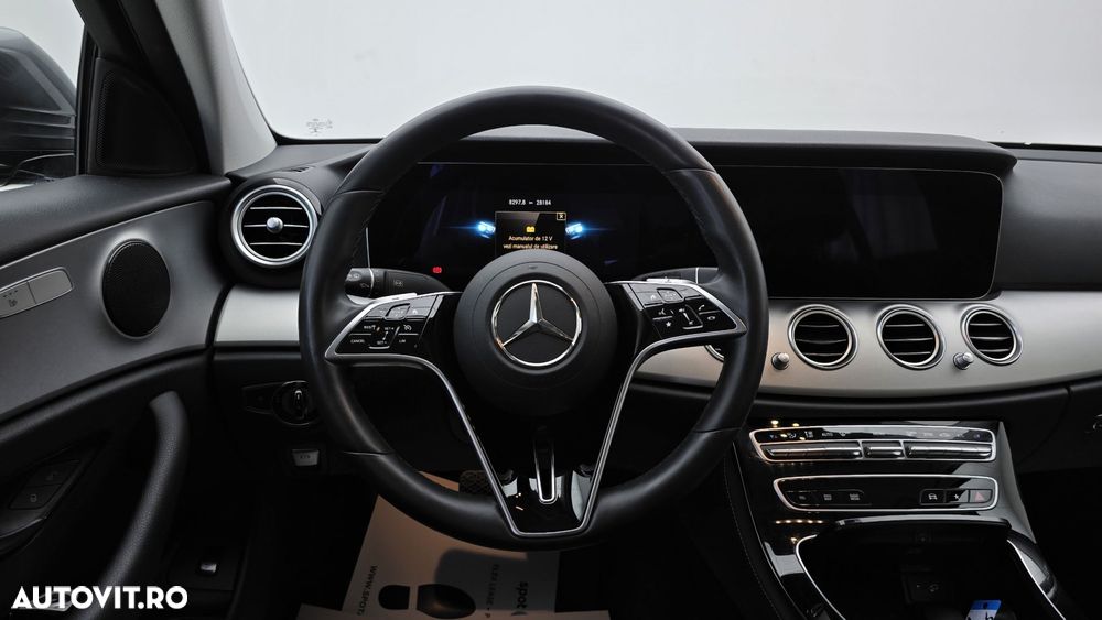 Mercedes-Benz E - 15