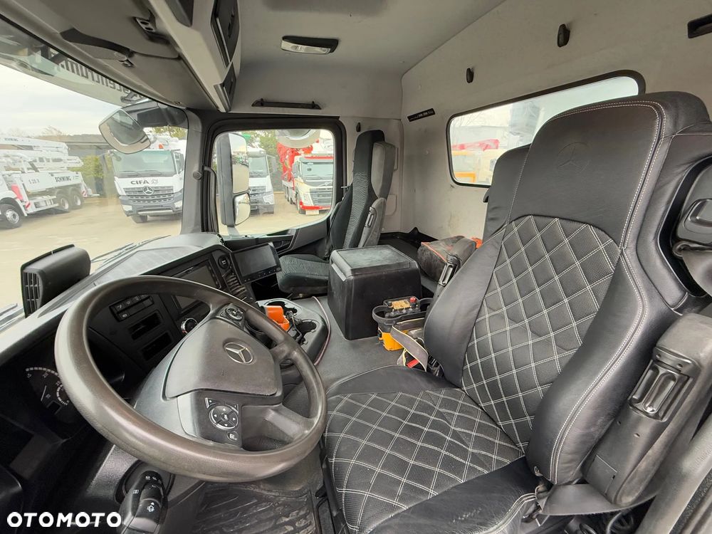 Mercedes-Benz Arocs 3246 CIFA MK 28.4 L - 9