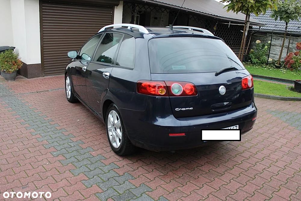 Fiat Croma 1.9 JTD Emotion - 6