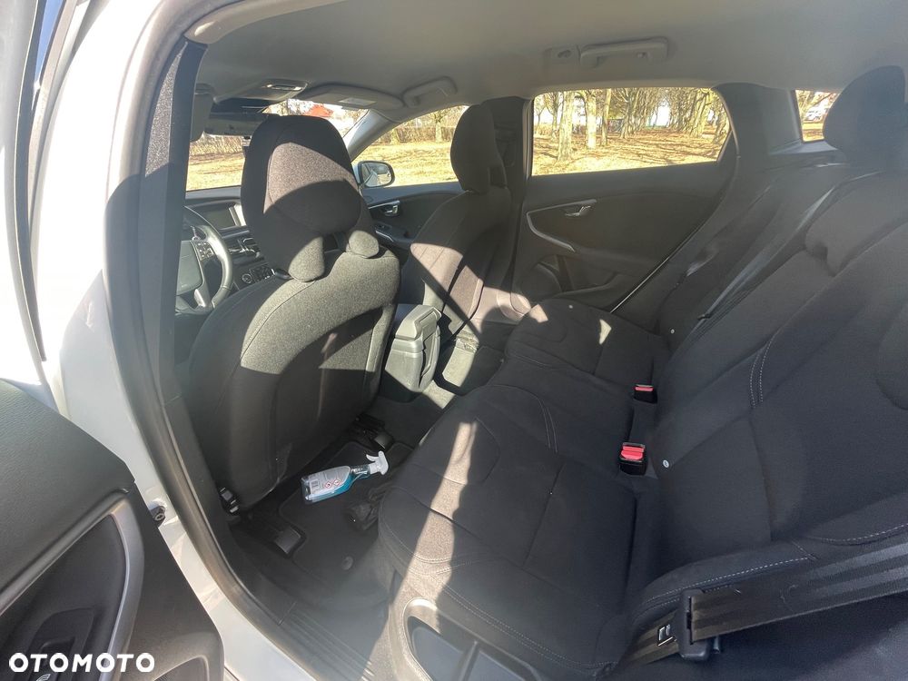 Volvo V40 D2 Drive-E Base - 10