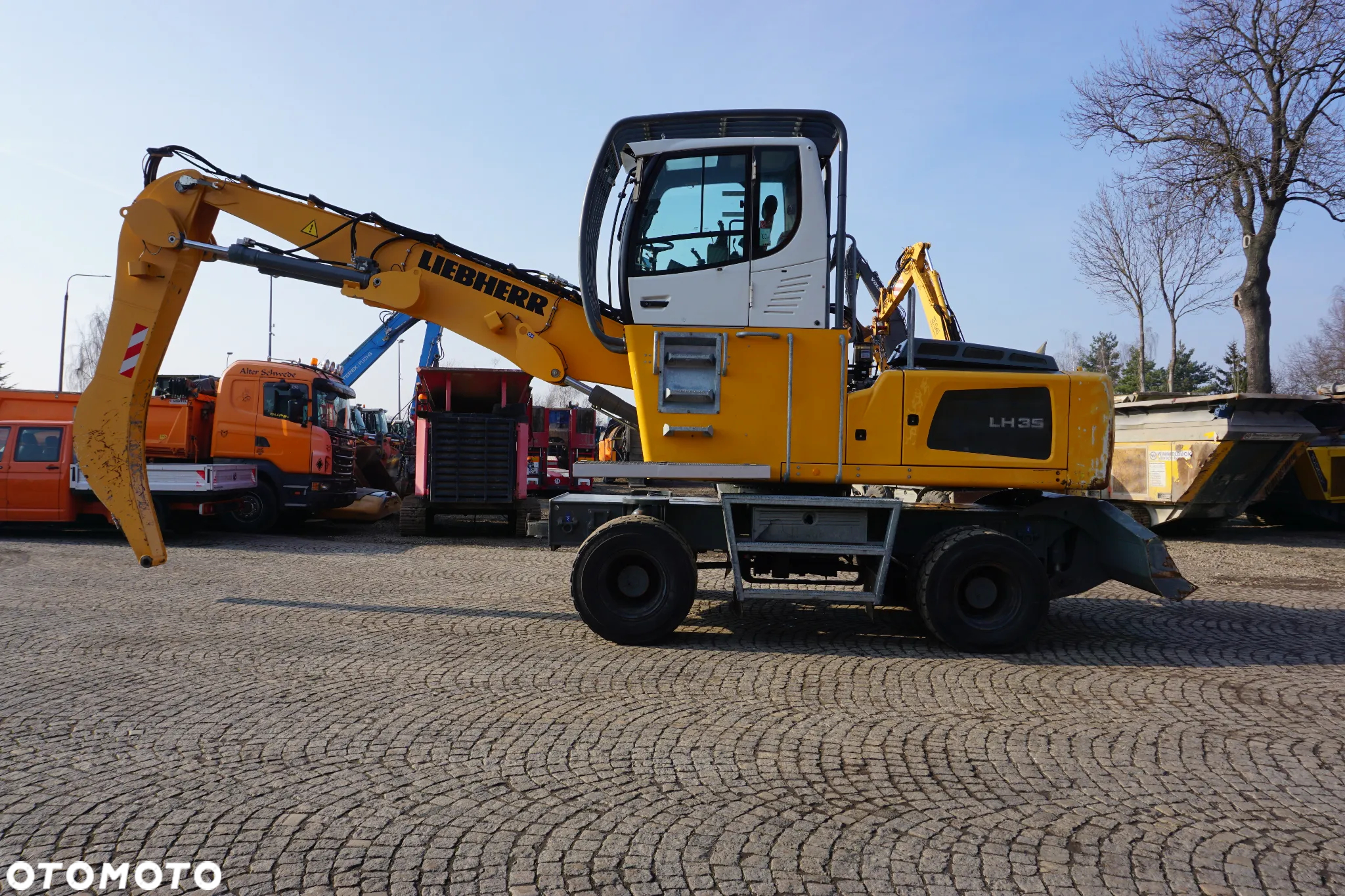 Liebherr LH 35 - 5