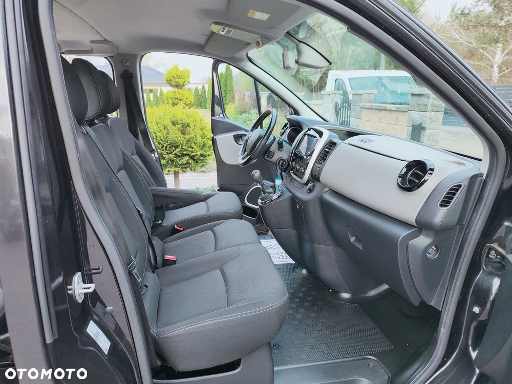 Renault Trafic Grand Combi Expression - 11