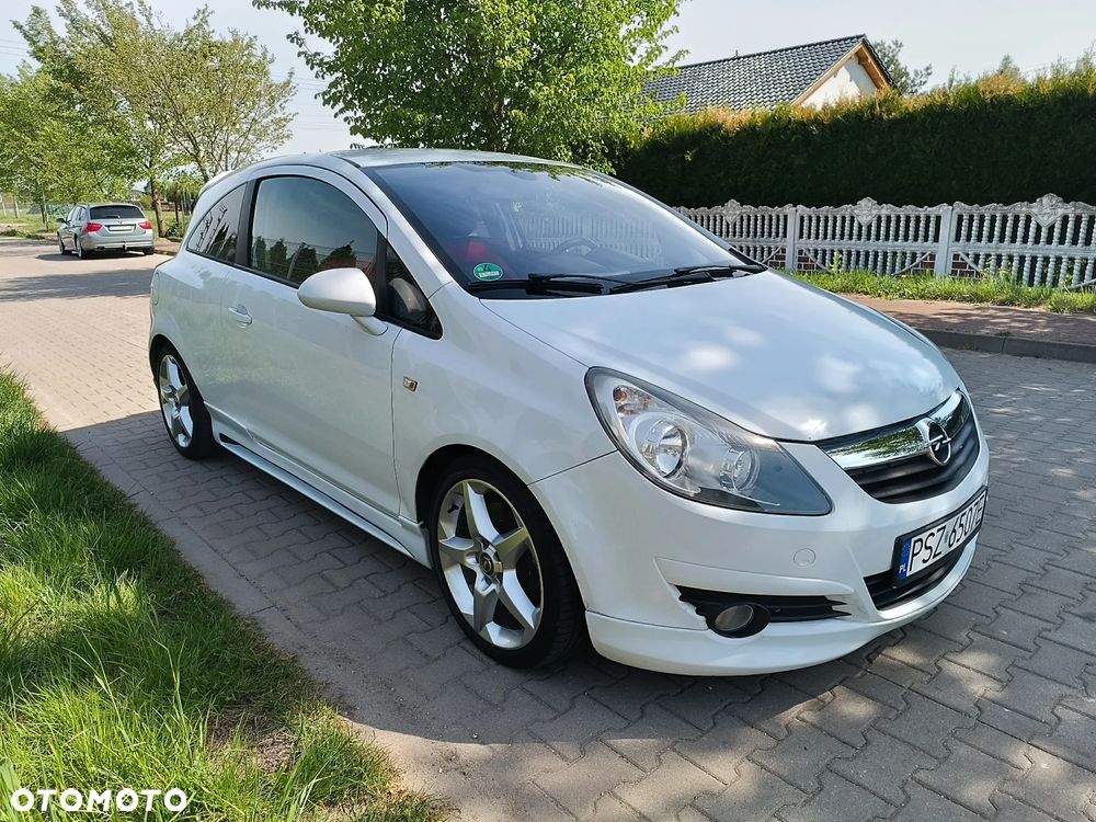 Opel Corsa 1.6 Turbo GSi - 28