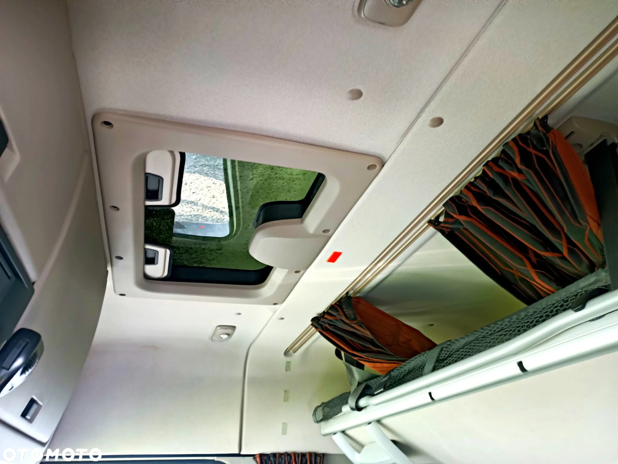 DAF XF450 6x2 Hakowiec Pod kontener 750cm - 24