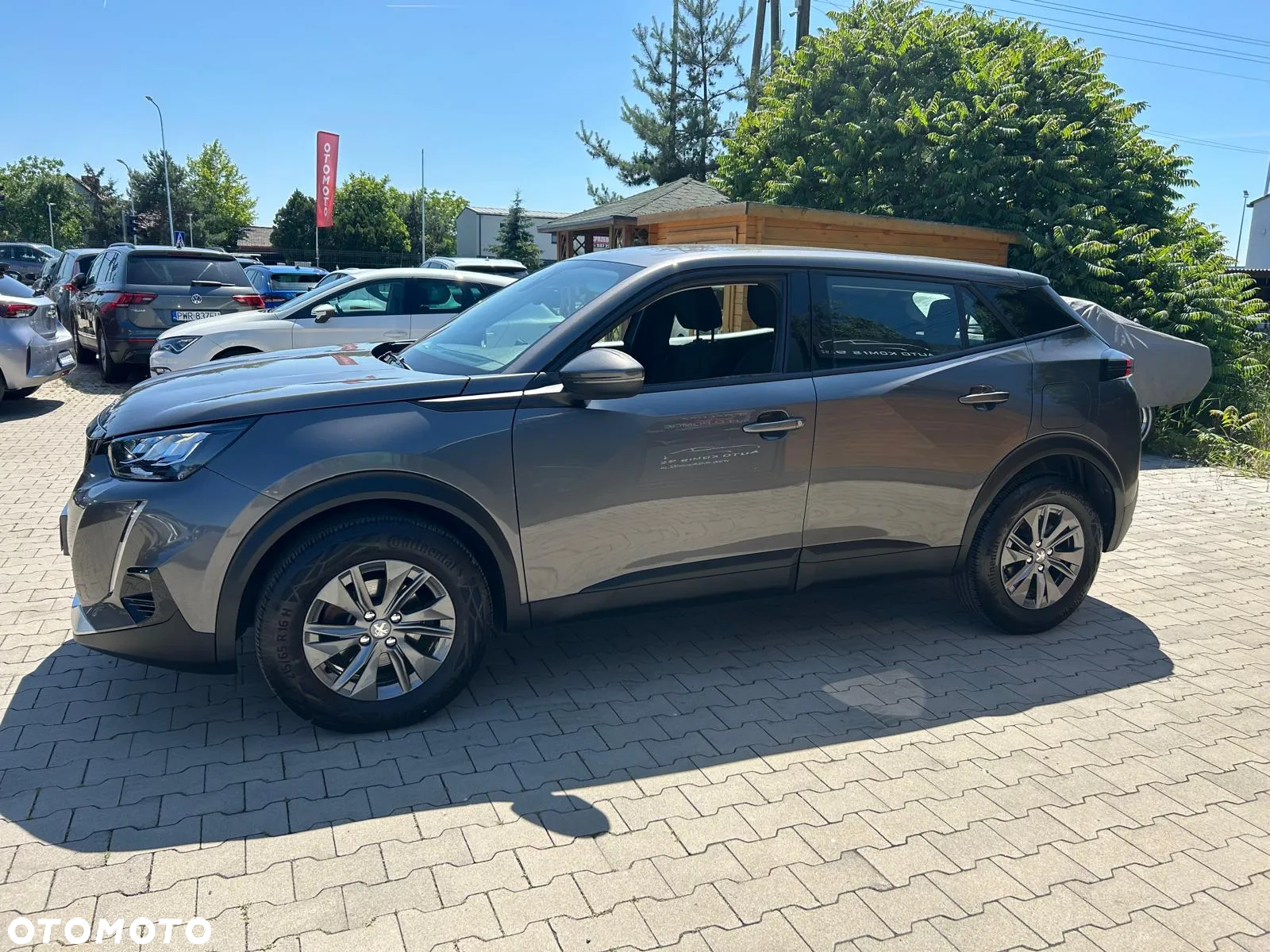 Peugeot 2008 PureTech 130 Stop&Start EAT6 Signature - 11