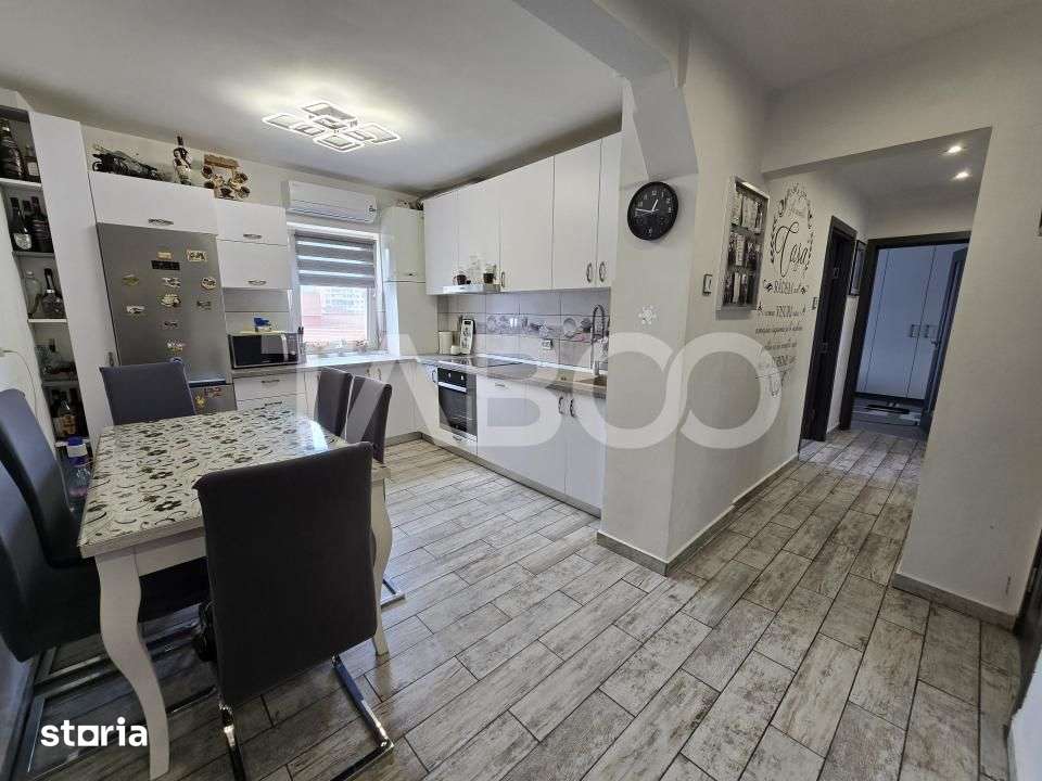 Apartament 3 camere mobilat 2 bai balcon pivnita Mihai Viteazul Sibiu — fotografia 1
