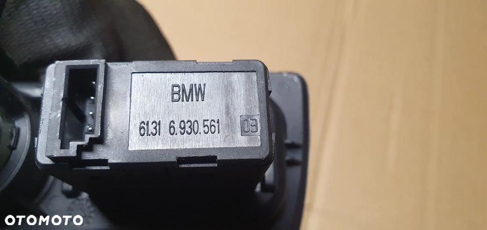 Czytnik gniazdo port  AUX gniazdo zapalniczki BMW I E81 E87 6930561 9110410 - 5