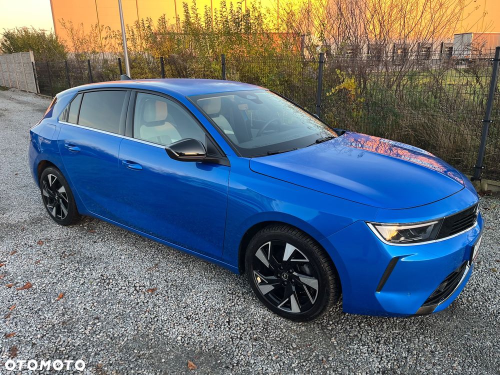 Opel Astra 1.2 Turbo Business Edition - 13