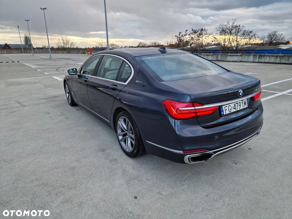 BMW Seria 7 ver-740le-iperformance - 7
