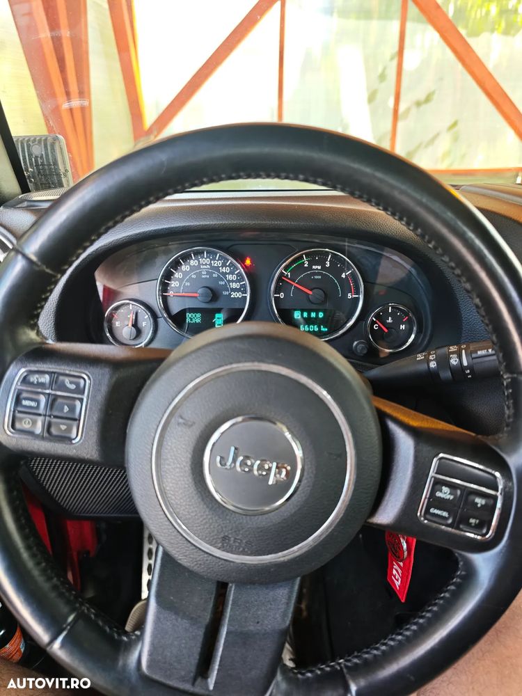 Jeep Wrangler Unlimited 2.8 CRD AT Rubicon - 4