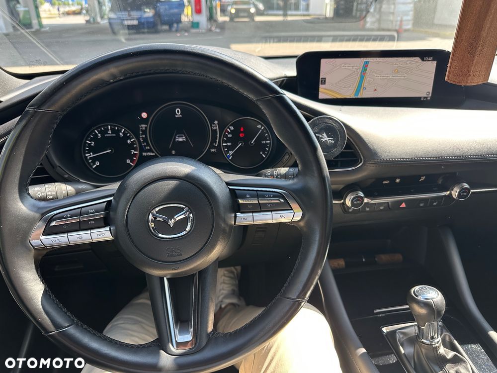 Mazda 3 e-SKYACTIV-G 2.0 M HYBRID - 3