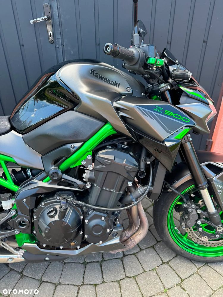 Kawasaki Z 900 - 3