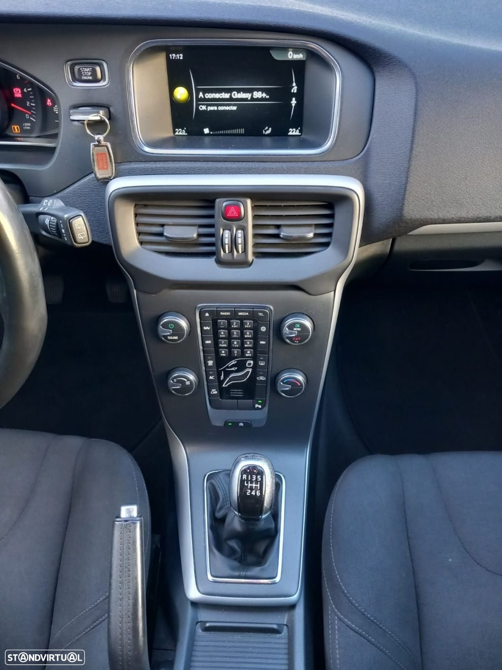 Volvo V40 1.6 D2 Eco Momentum - 18