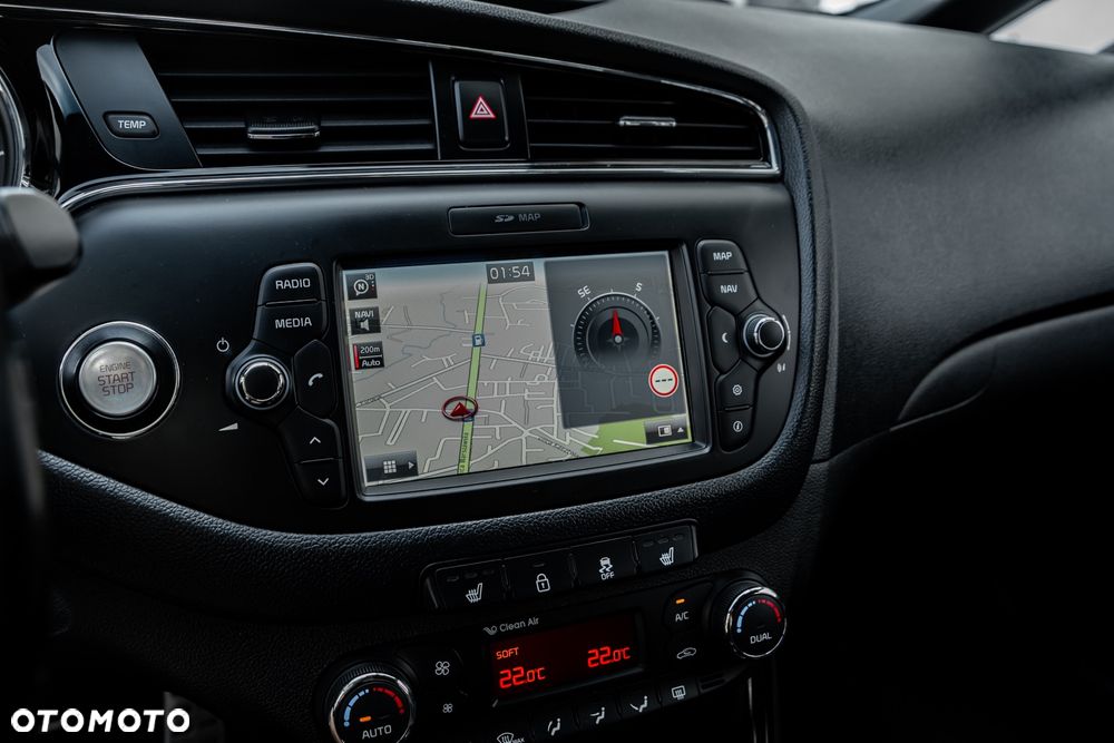Kia Ceed 1.6 T-GDI GT - 33