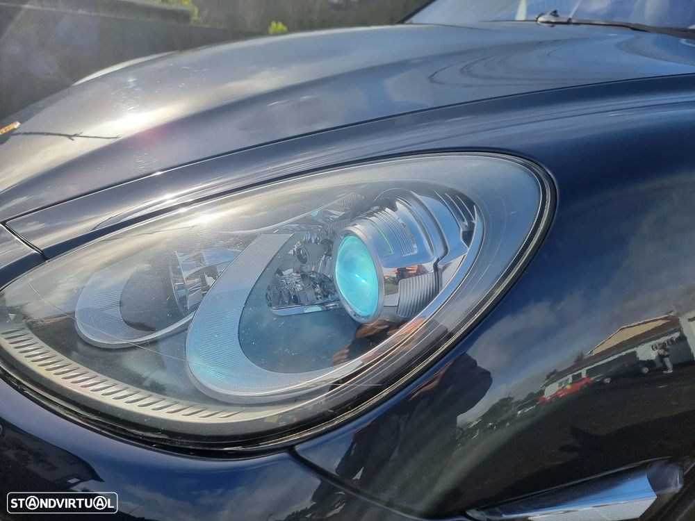 Porsche Cayenne Platinum Edition - 6