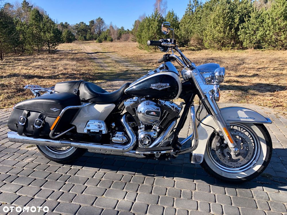 Harley-Davidson Touring Road King - 14