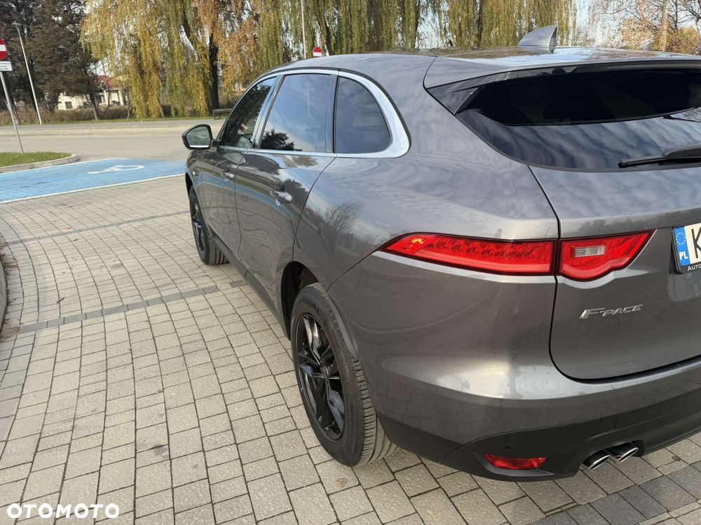 Jaguar F-Pace 2.0 i4D AWD Prestige - 12