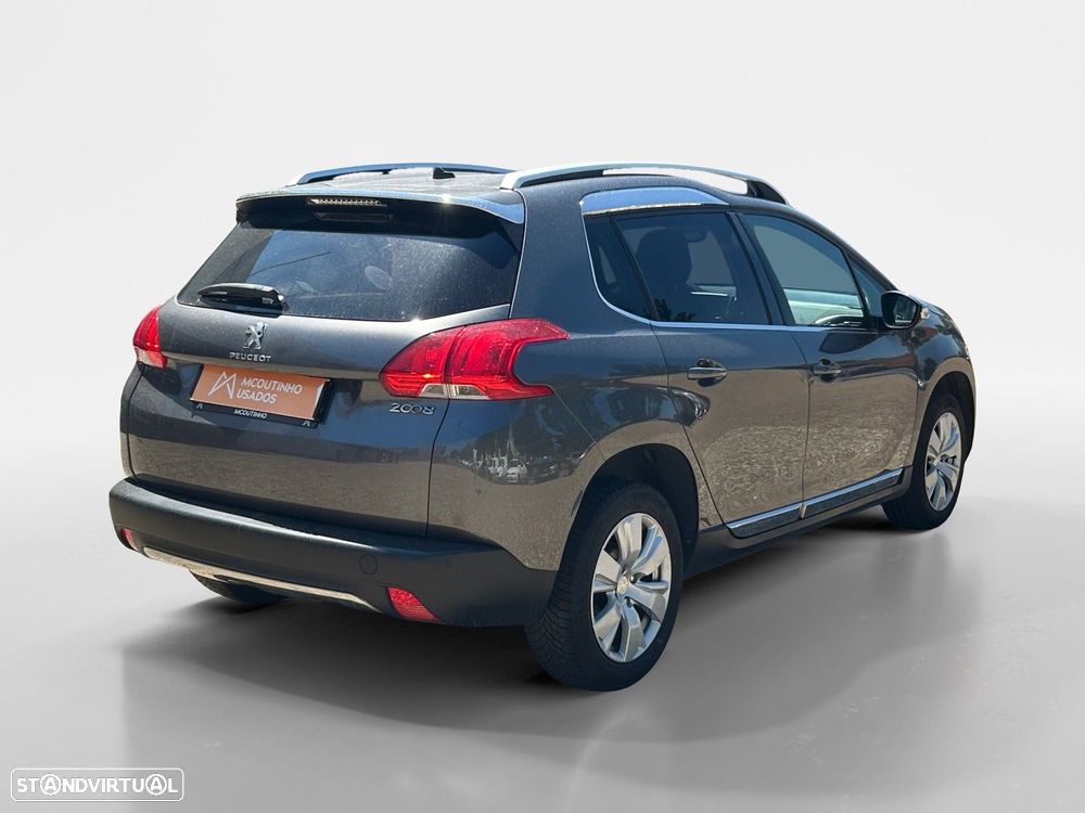 Peugeot 2008 1.2 PureTech Allure - 5