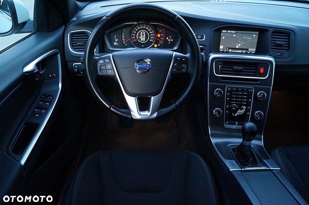 Volvo V60 D4 Edition Pro - 21