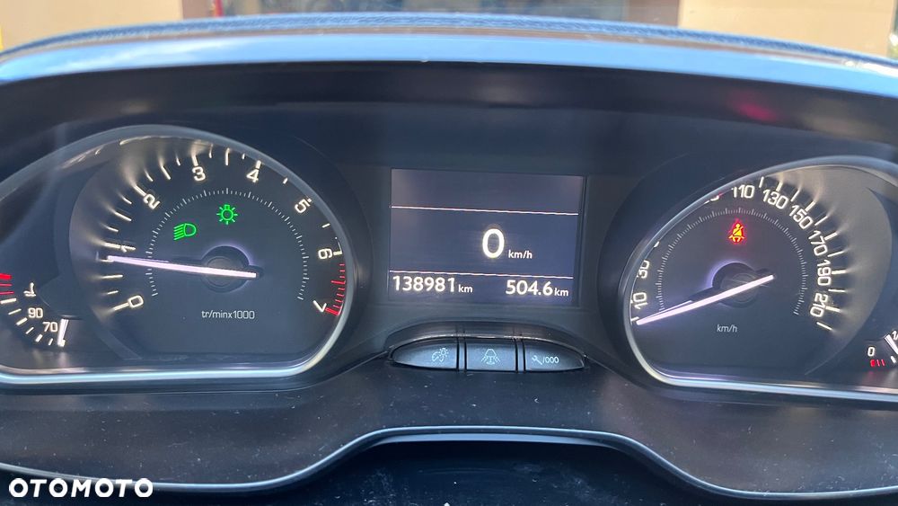 Peugeot 208 1.4 VTi Allure - 2