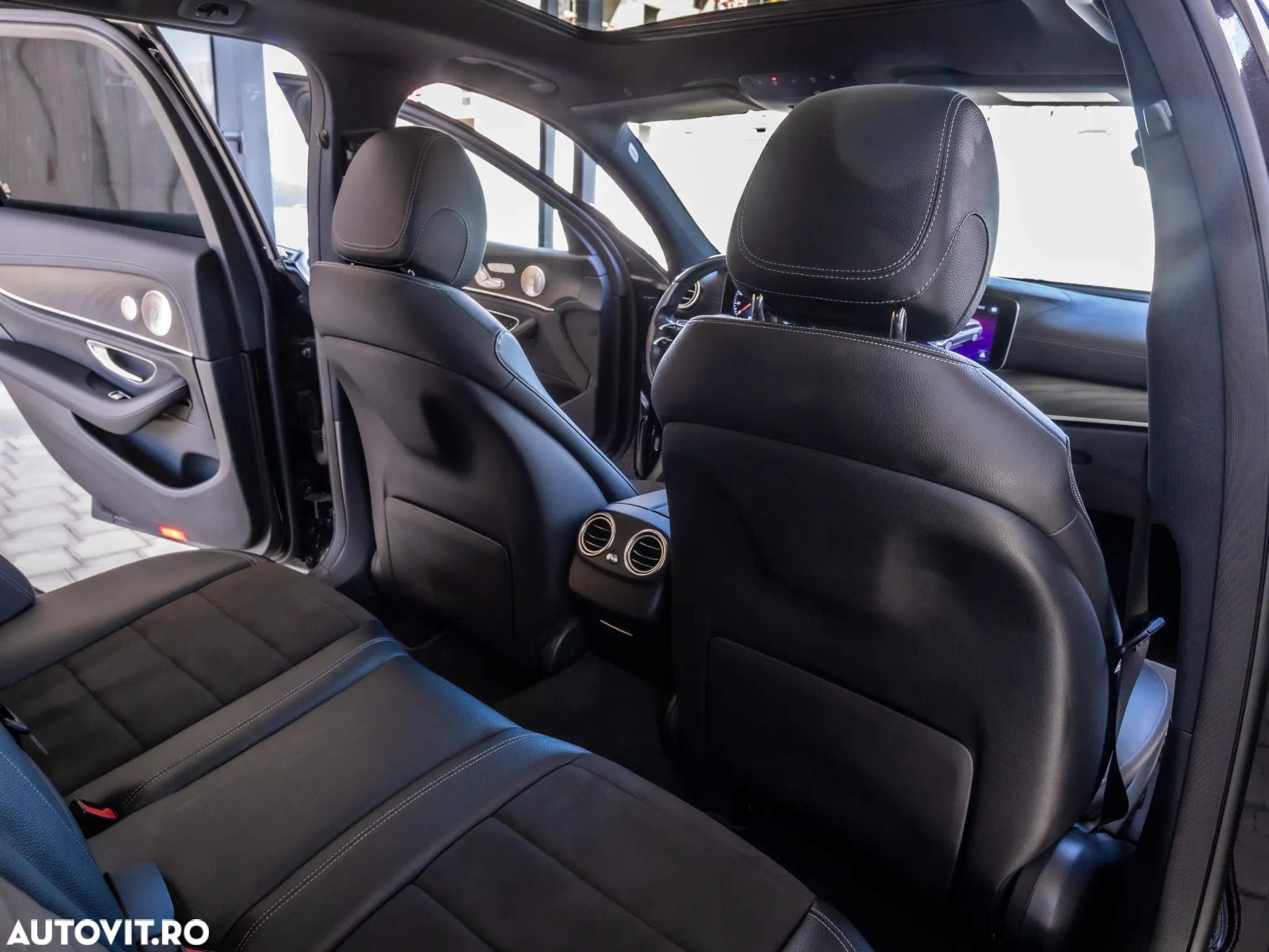 Mercedes-Benz E 300 de T 9G-TRONIC AMG Line - 15