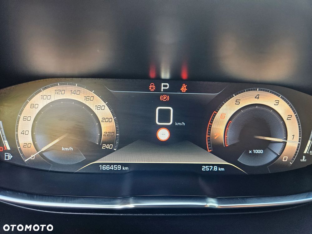 Peugeot 3008 1.6 PureTech GT Pack S&S EAT8 - 10