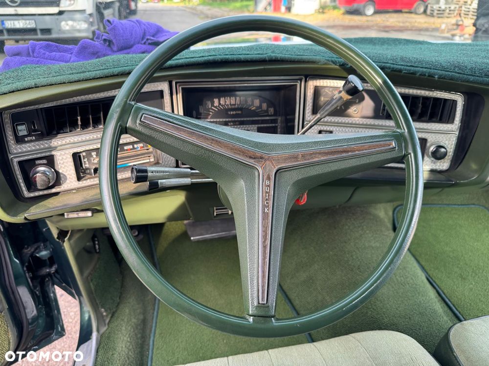 Buick Riviera - 16