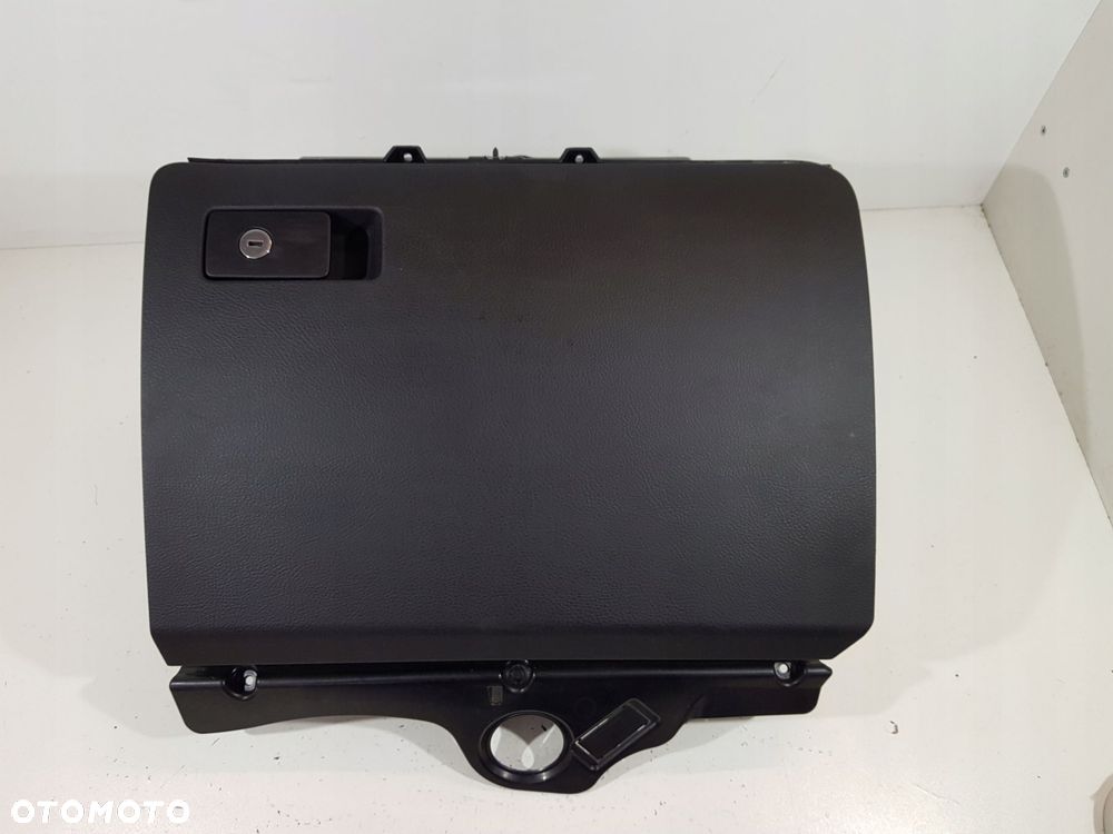 schowek pasażera 3c1857097ap vw passat b6 eu - 1