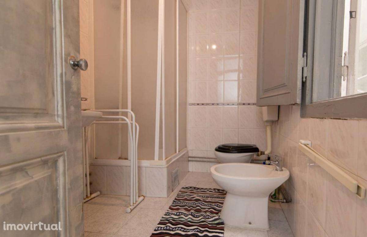 Quarto - localizado em Saldanha Lisbon - Grande imagem: 2/10