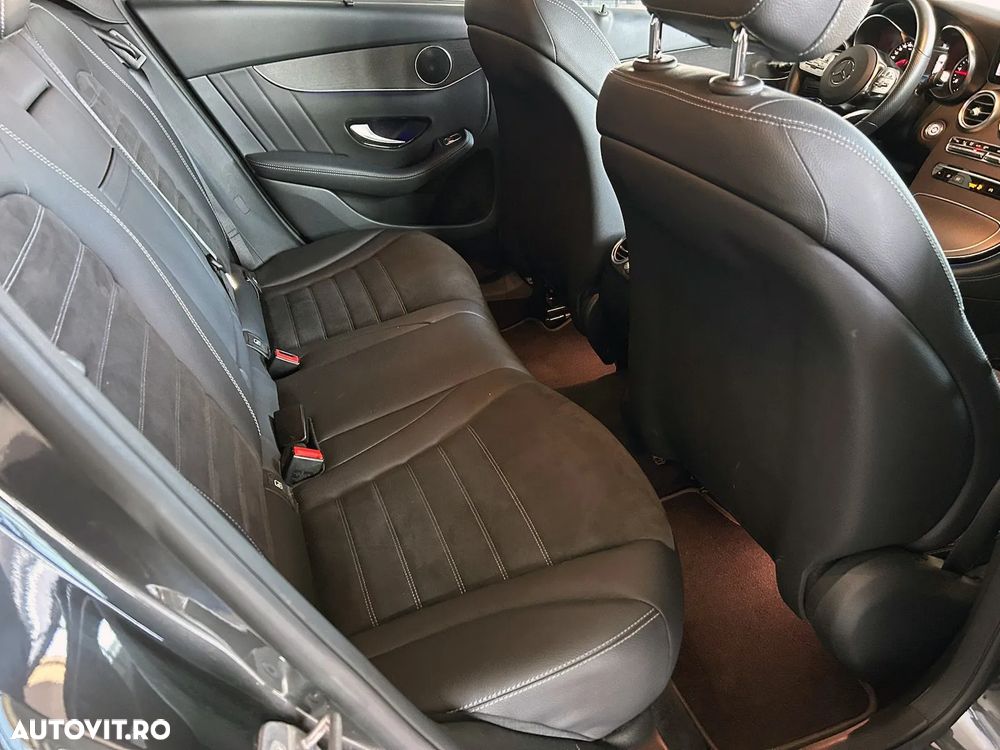 Mercedes-Benz GLC 220 d 4Matic 9G-TRONIC AMG Line - 12