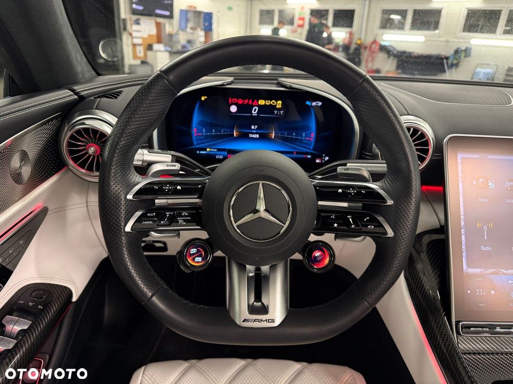 Mercedes-Benz SL AMG 63 4-Matic+ - 15