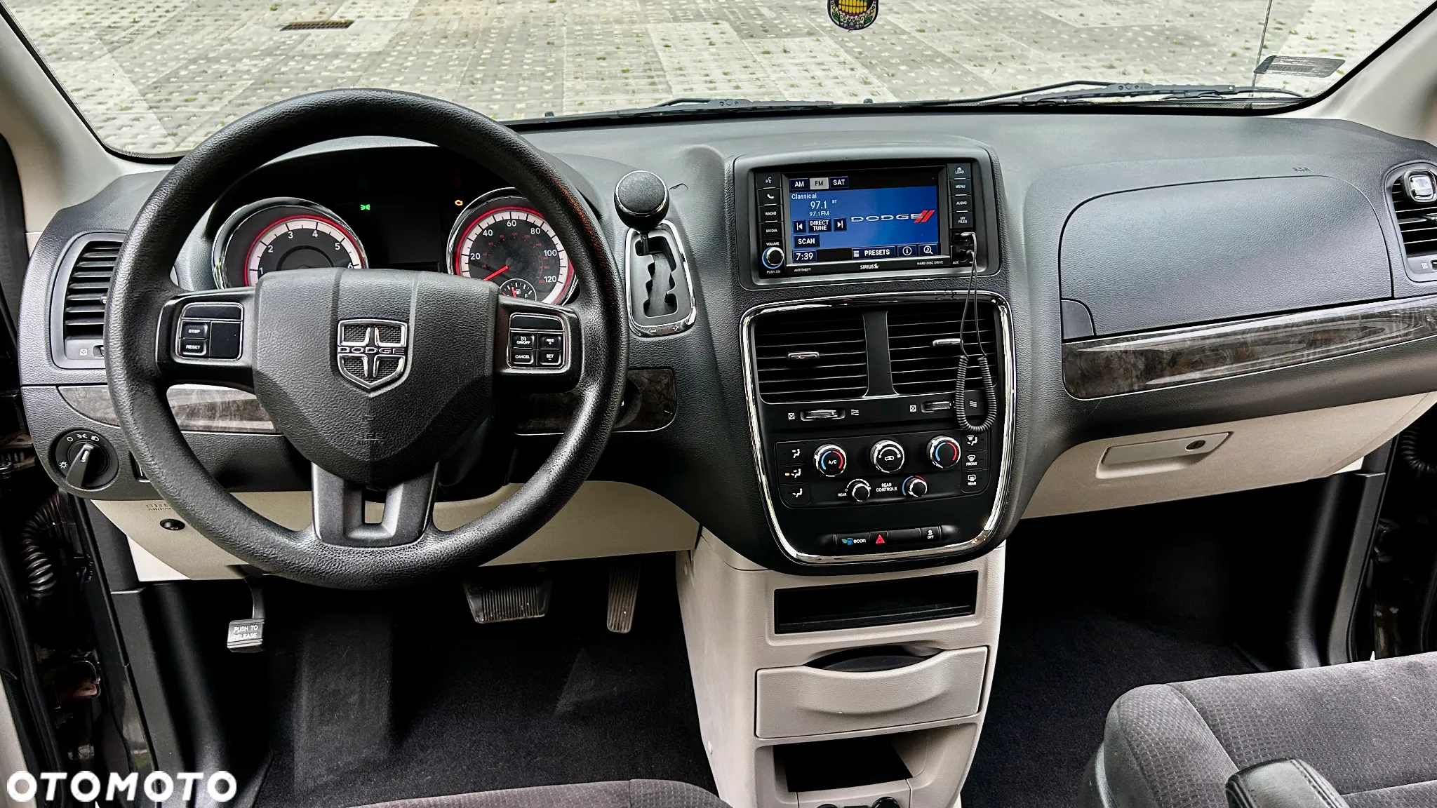 Dodge Grand Caravan 3.6 Express - 32