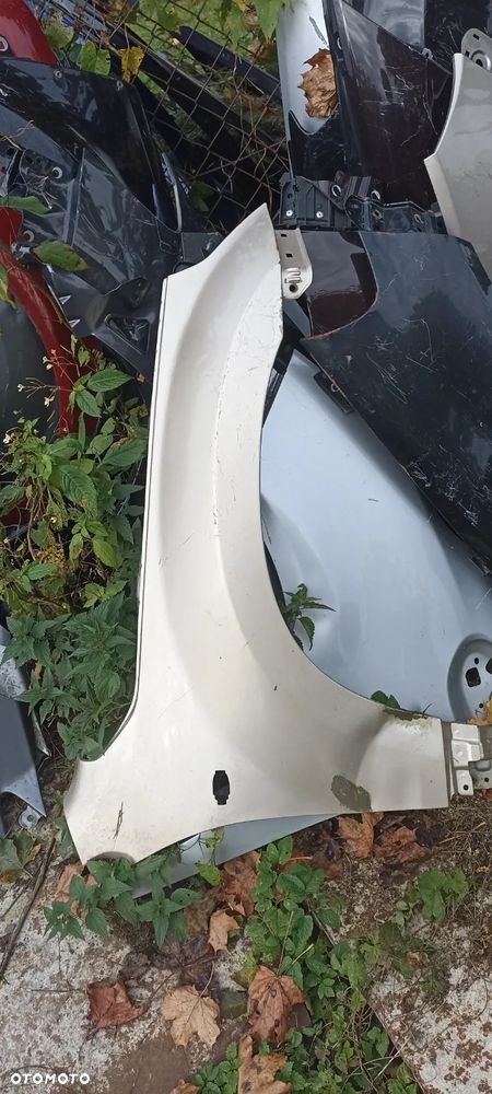 Suzuki grand Vitara błotnik przedni przód prawy - 1