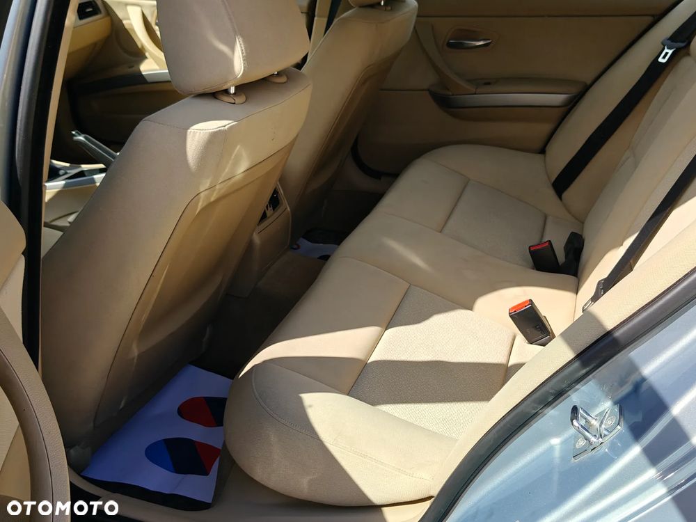 BMW Seria 3 - 11