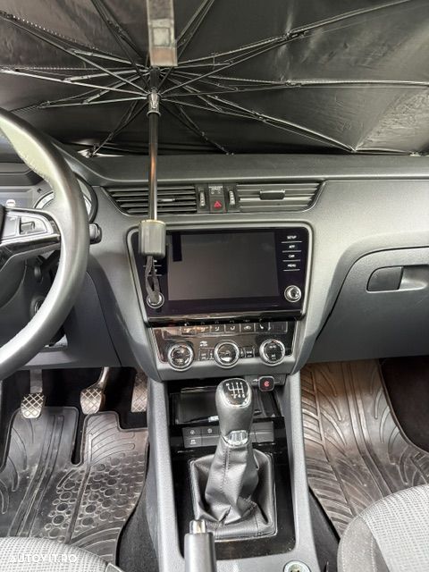 Skoda Octavia 2.0 TDI Style - 11