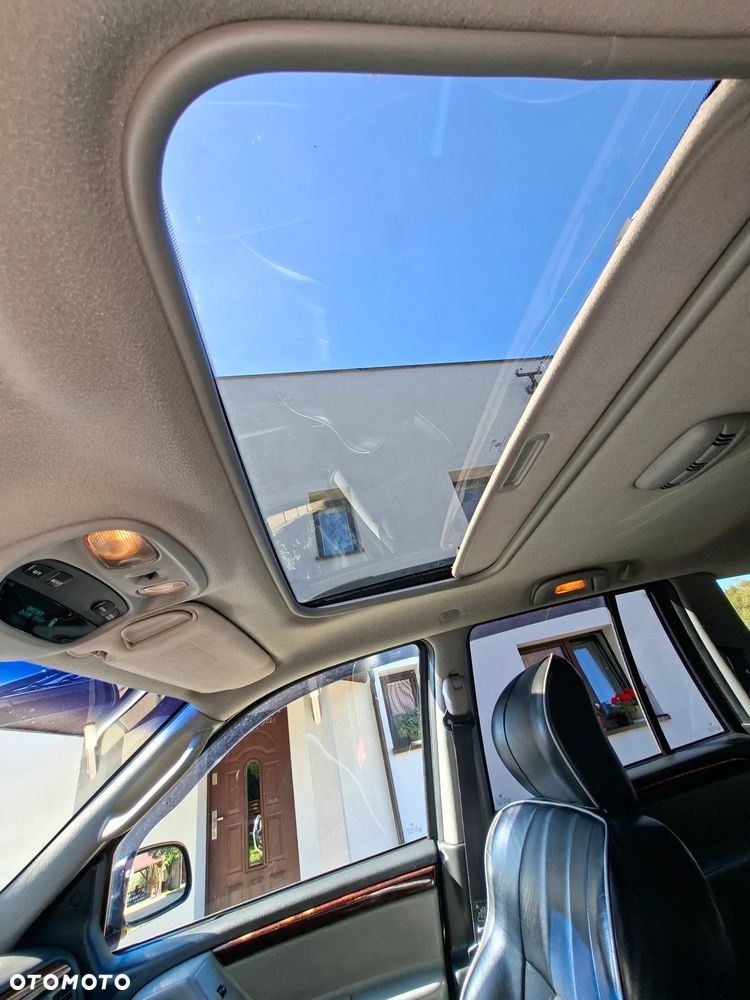 Jeep Grand Cherokee - 27