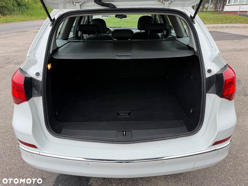 Opel Astra 1.4 Turbo - 9