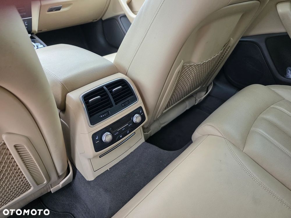 Audi A6 Avant 3.0 TDI DPF quattro tiptronic - 9