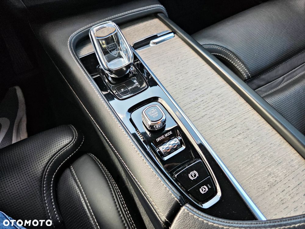 Volvo S90 - 18
