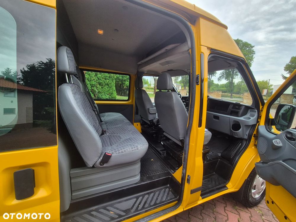 Ford Transit - 13