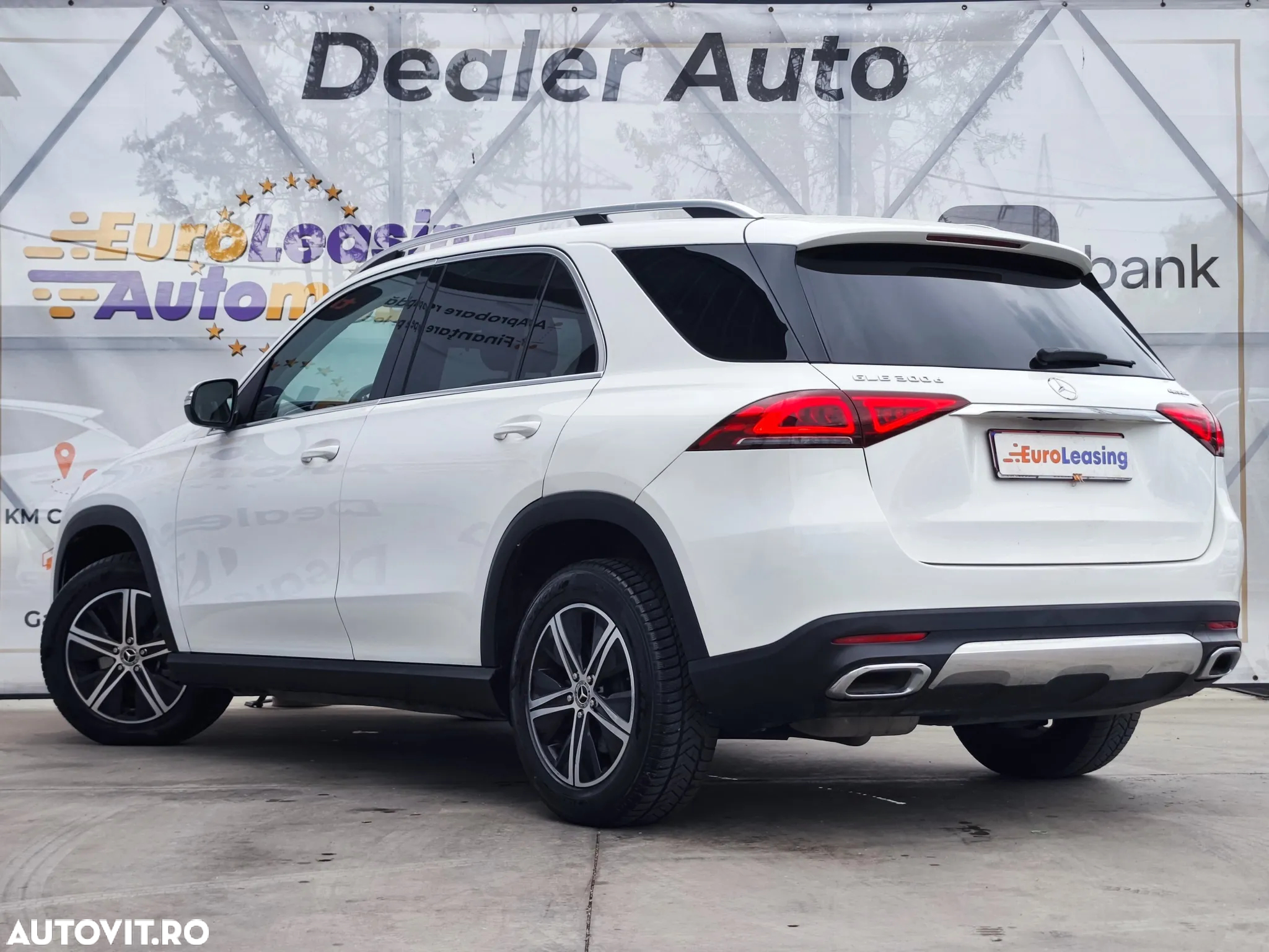 Mercedes-Benz GLE 300 d 4MATIC - 6