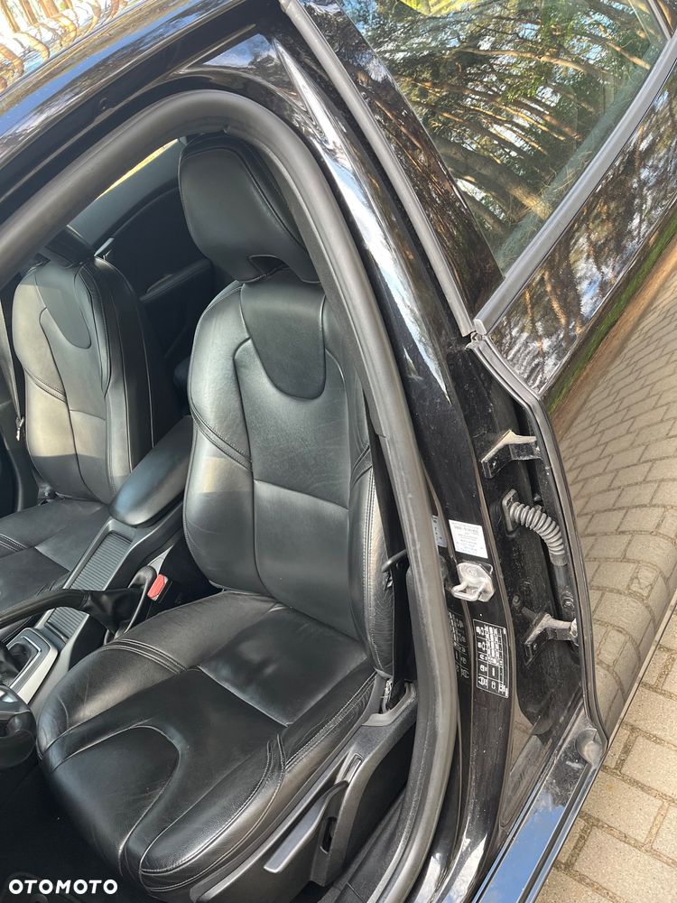 Volvo V40 D2 Kinetic - 8
